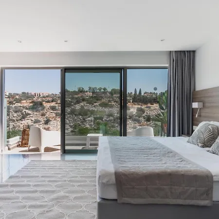 Modern And Perfectly Planned Vacation Home For Two In Ayia Napa All Yours דירה *
