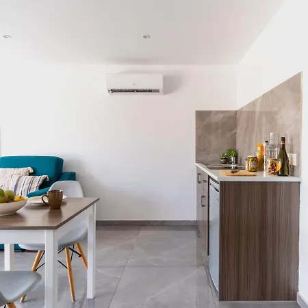 Modern And Perfectly Planned Vacation Home For Two In Ayia Napa All Yours Daire